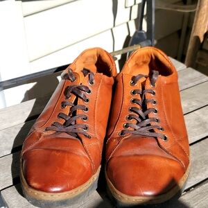 Johnston & Murphy Sheep Skin Men's Distressed Tan Casual Shoes - Size 9.5